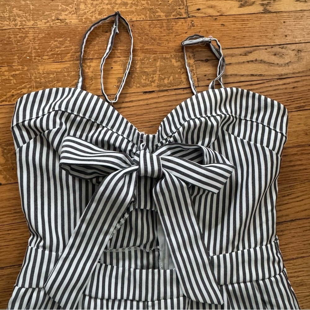 Women’s Jumpsuit Blue and White Size S Casual, Romper,‎ Relaxed, Comfy - Picture 2 of 10